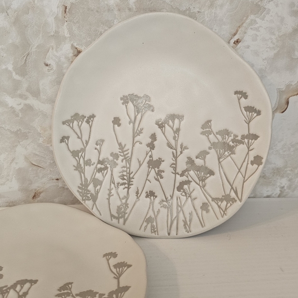 Eli + Ana Wildflower Ridge 8" Salad Plate - Picture 14 of 14
